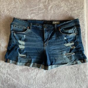 Aeropostale | Midi Jean Shorts